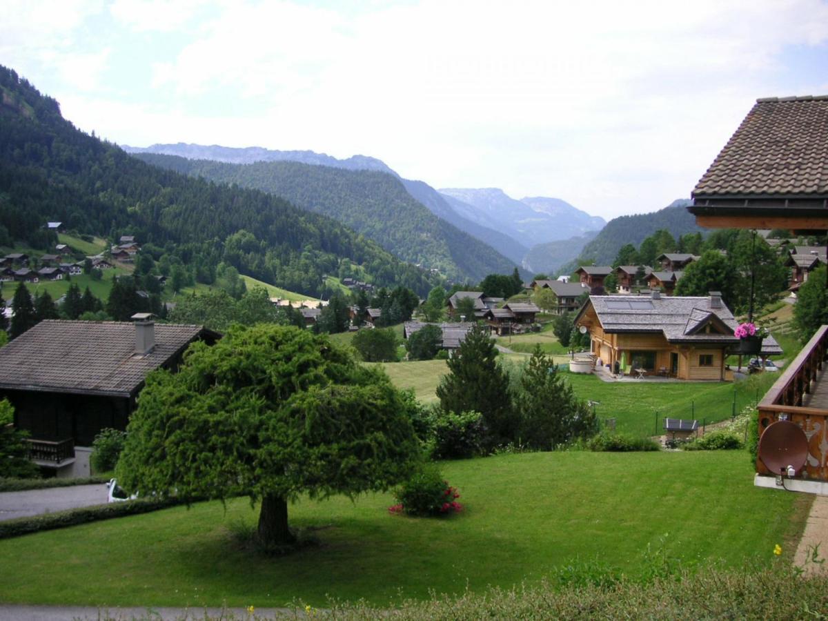 Rez De Chalet Calme Avec Terrasse - 2 Chambres, Proche Pistes A La Clusaz - Fr-1-437-10 エクステリア 写真