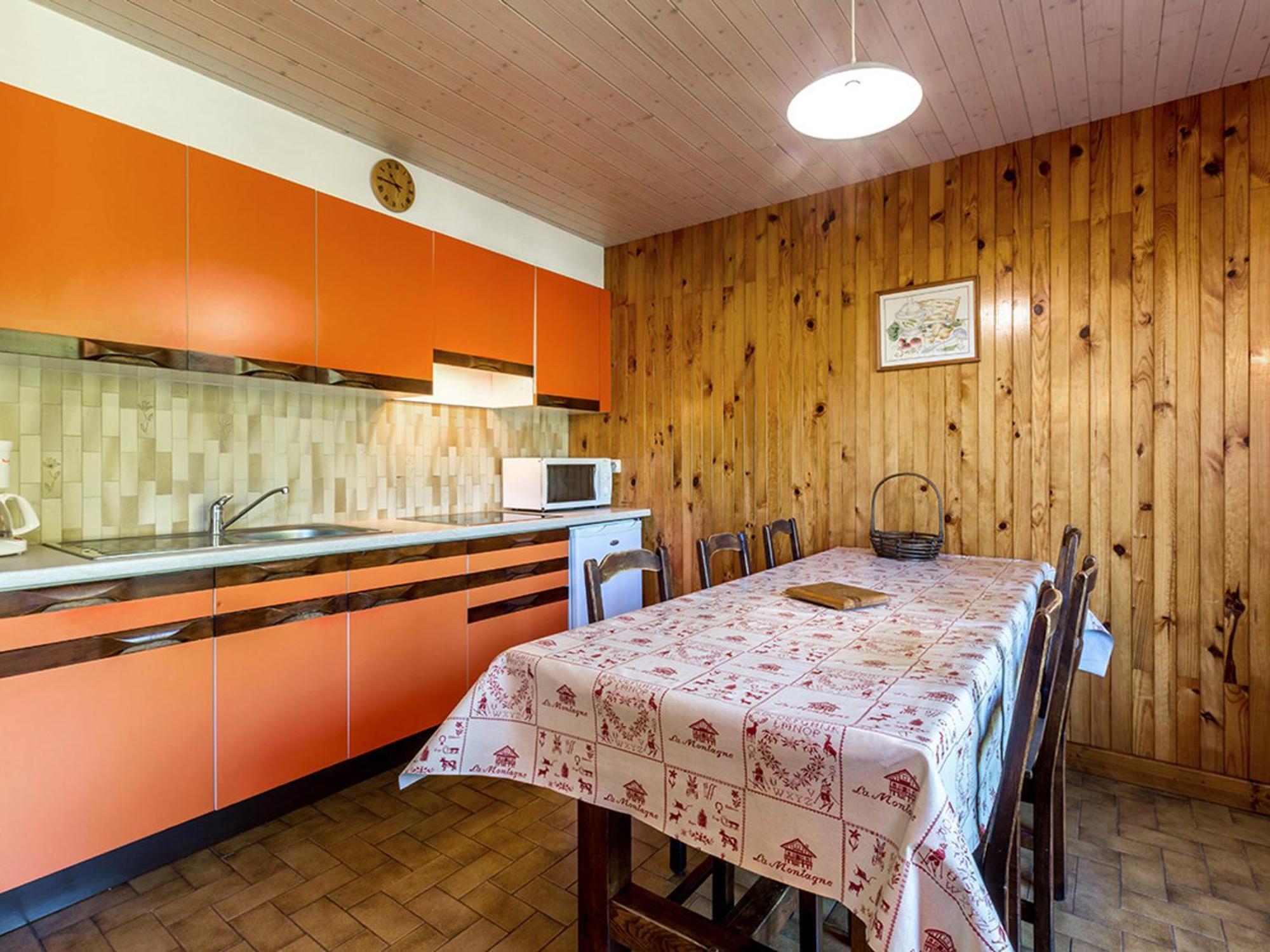 Rez De Chalet Calme Avec Terrasse - 2 Chambres, Proche Pistes A La Clusaz - Fr-1-437-10 エクステリア 写真
